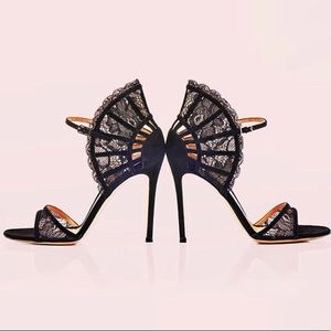 Meet your Posher, Shoozz